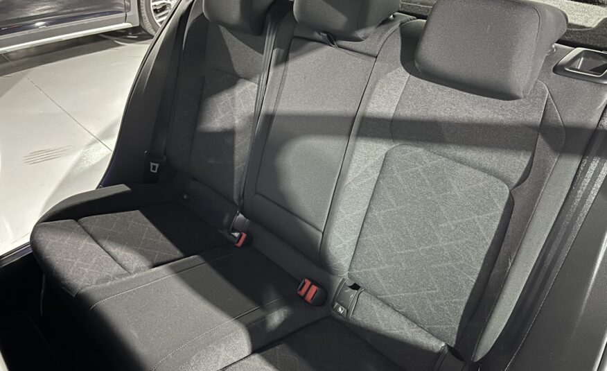 VOLKSWAGEN Golf VIII 2.0 TDI