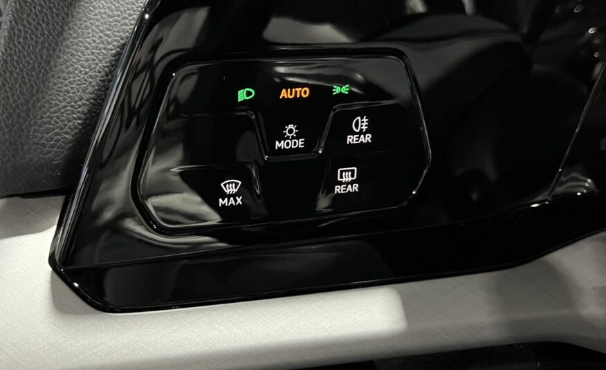 VOLKSWAGEN Golf VIII 2.0 TDI