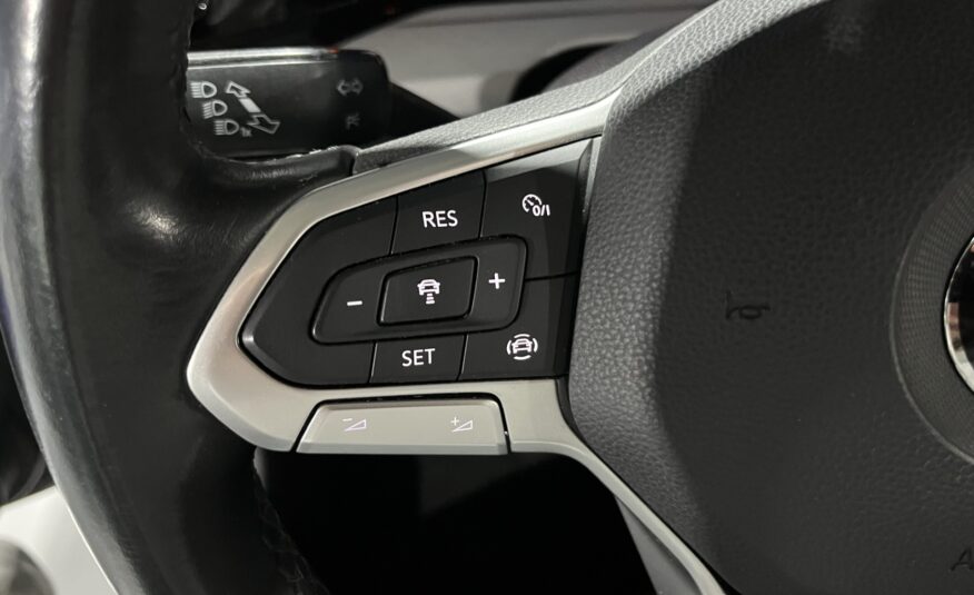 VOLKSWAGEN Golf VIII 2.0 TDI