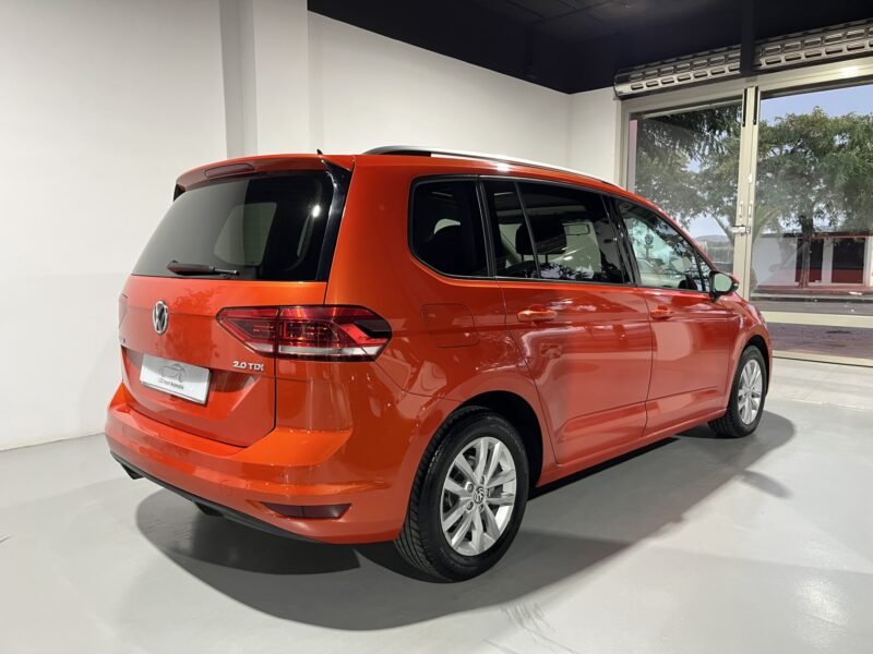 VOLKSWAGEN Touran Sport 2.0 TDI