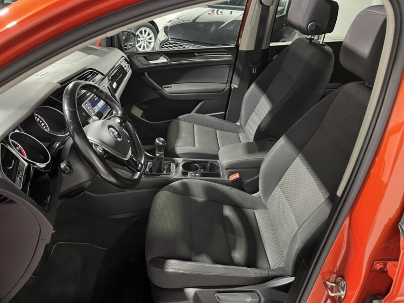 VOLKSWAGEN Touran Sport 2.0 TDI