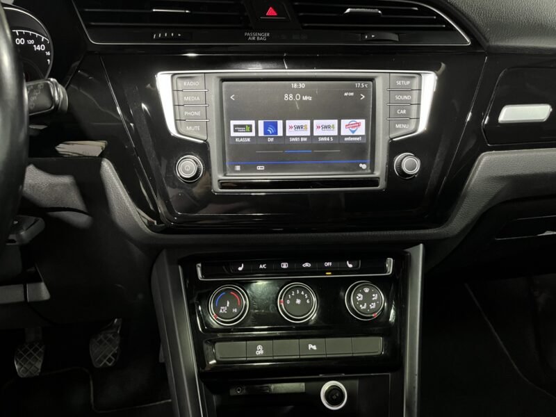 VOLKSWAGEN Touran Sport 2.0 TDI
