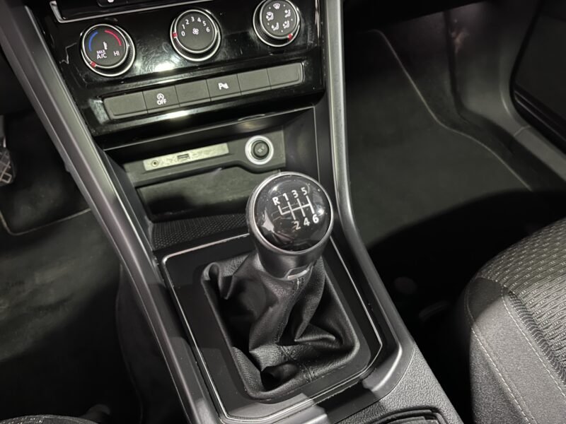 VOLKSWAGEN Touran Sport 2.0 TDI