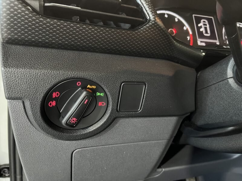 VOLKSWAGEN T-CROSS Advance 1.0 TSI