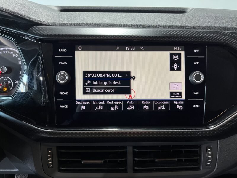 VOLKSWAGEN T-CROSS Advance 1.0 TSI