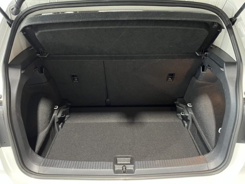 VOLKSWAGEN T-CROSS Advance 1.0 TSI