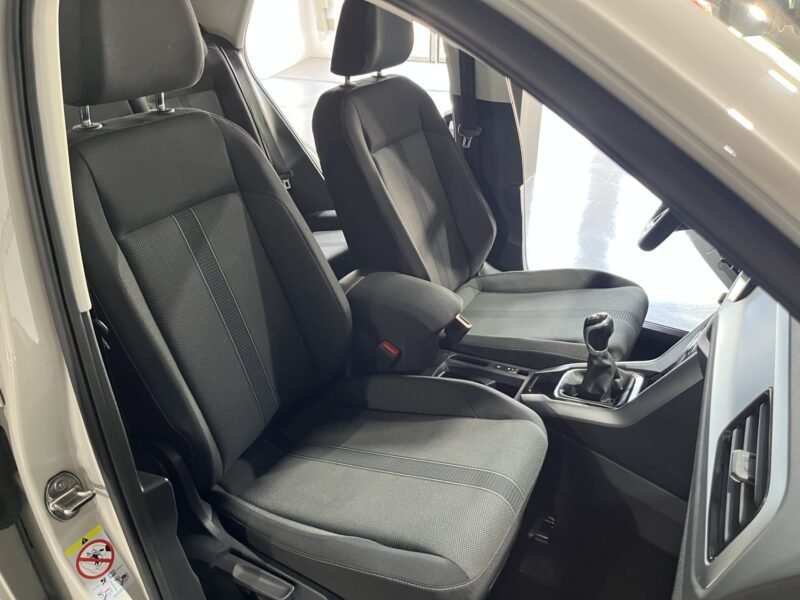 VOLKSWAGEN T-ROC Advance 2.0 TDI