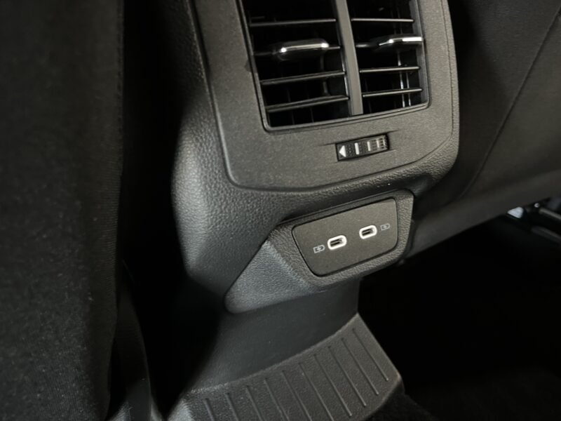 VOLKSWAGEN T-ROC Advance 2.0 TDI