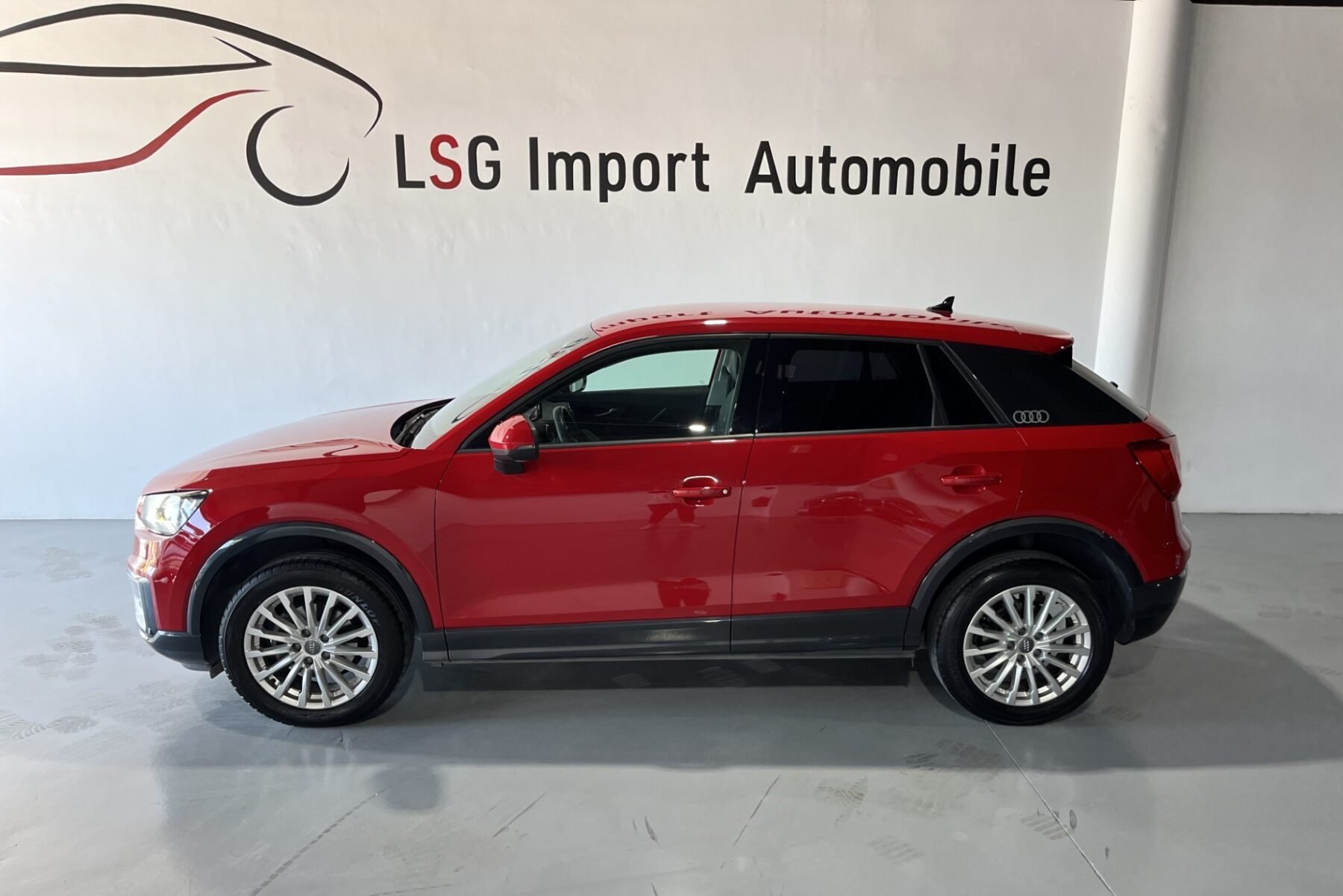 AUDI Q2 30 TDI 