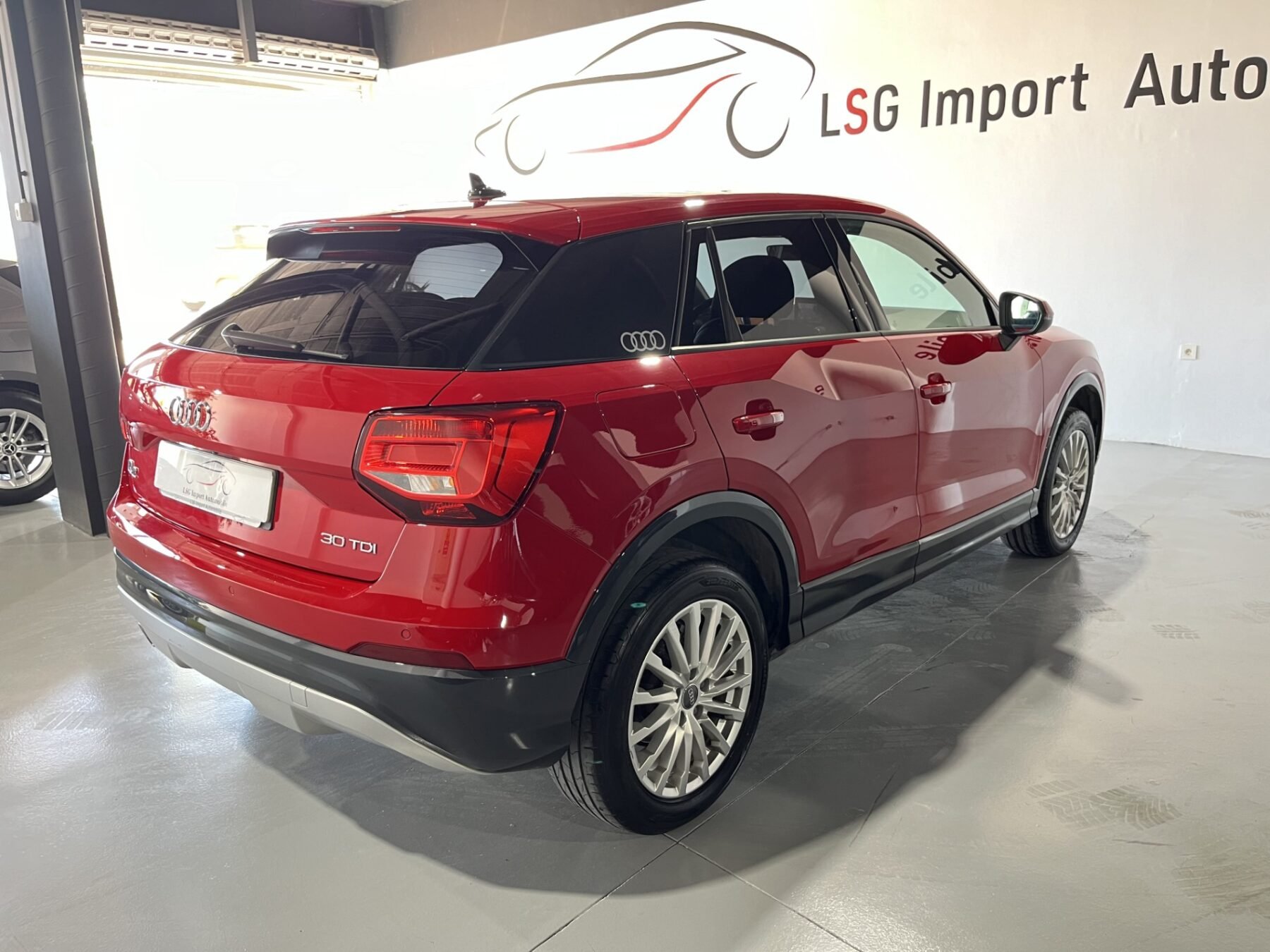 AUDI Q2 30 TDI 