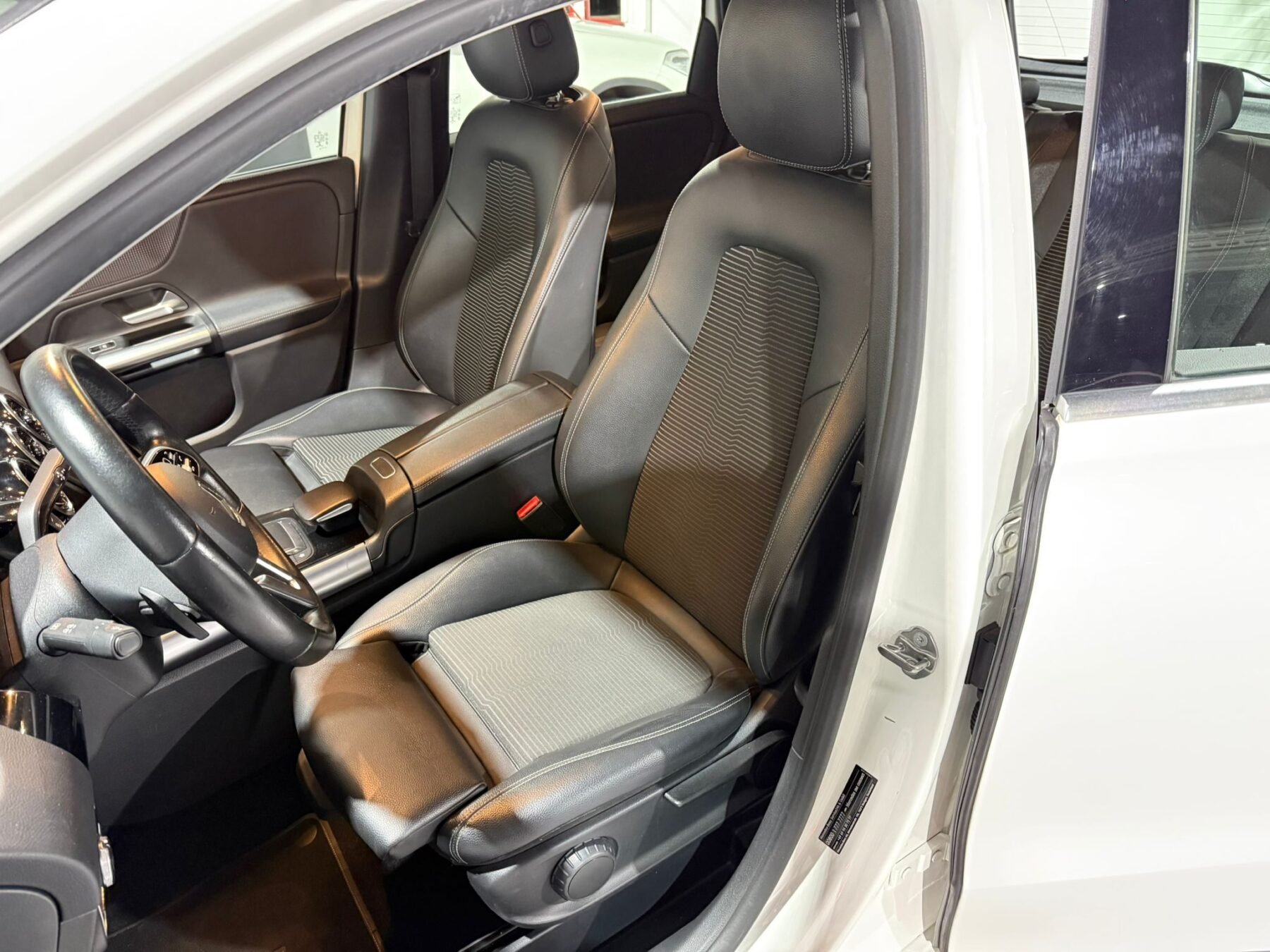 MERCEDES-BENZ Clase B 200d