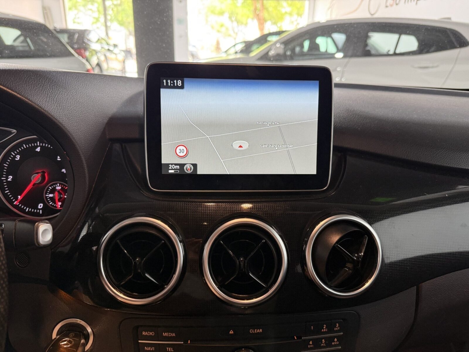 MERCEDES-BENZ Clase B B180d