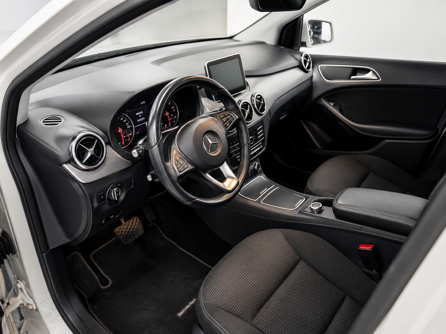 MERCEDES-BENZ Clase B B180d