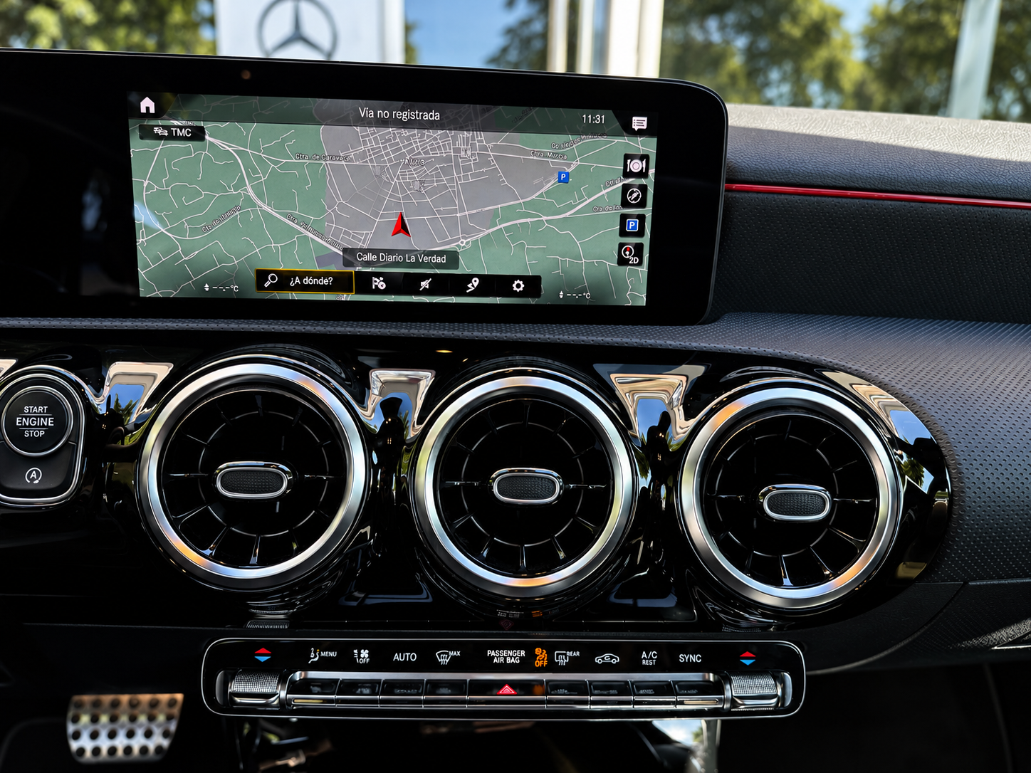 MERCEDES-BENZ A200d AMG